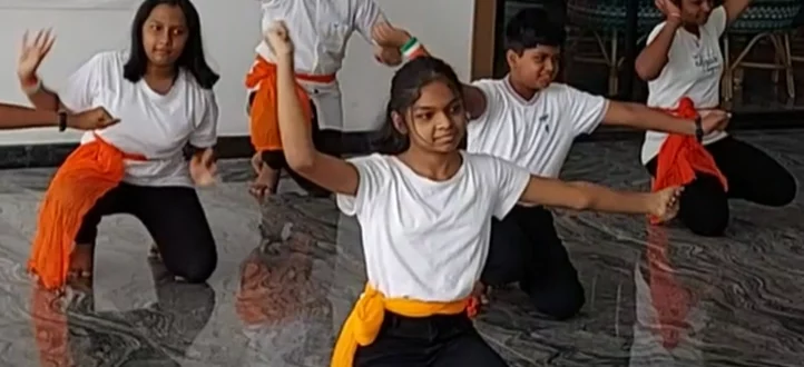 Ela Green School-Students performing Dance